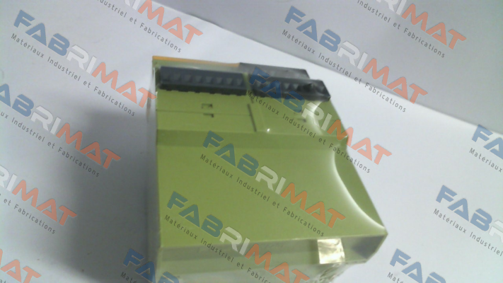 P/N: 777520, Type: PNOZ XV3.1P 30/24VDC 3n/o 1n/c 2n/o t Pilz