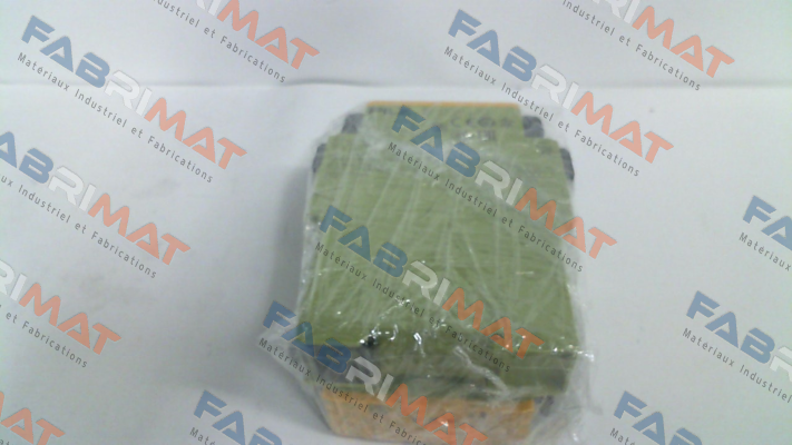 P/N: 777305, Type: PNOZ X2.7P 24VACDC 3n/o 1n/c Pilz