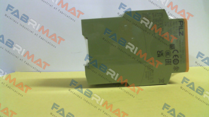 p/n: 774730, Type: PNOZ X4 24VDC 3n/o 1n/c Pilz